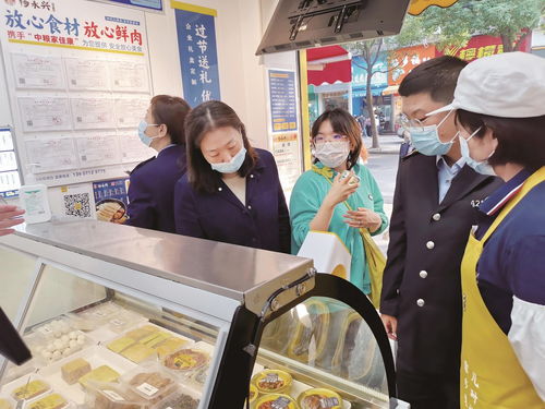 武昌區(qū)紀(jì)委參與網(wǎng)紅街餐飲安全評(píng)估，推動(dòng)餐飲管理透明化
